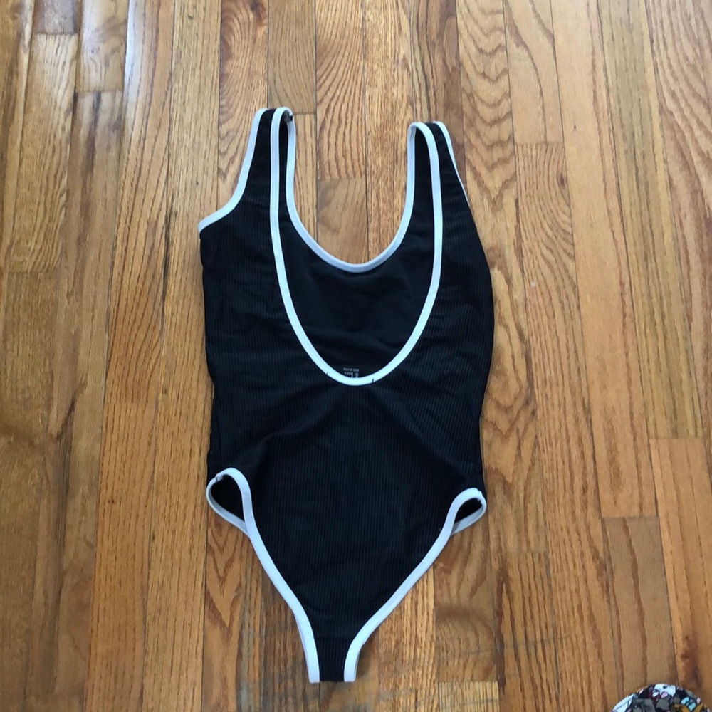 Body suit - Picture 2 of 2